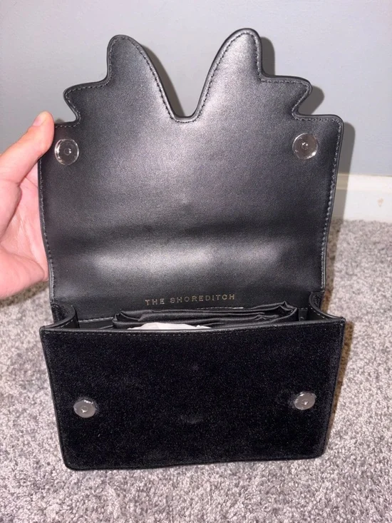 SMALL SHOREDITCH BOW BAG Kurt Geiger London NWOT - Picture 3 of 4